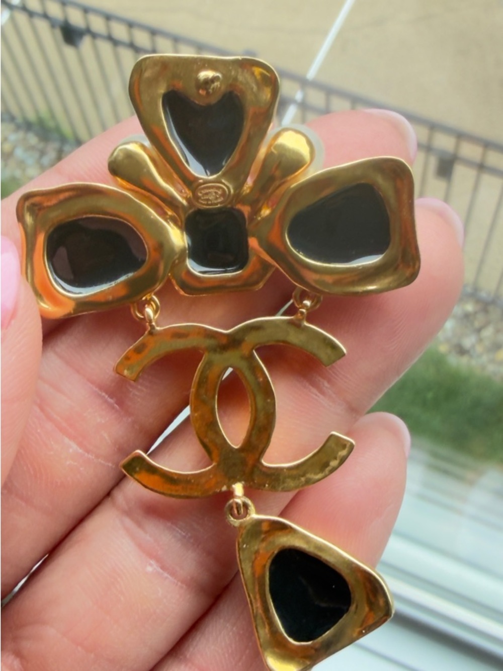 CHANEL Black and Gold Pearl Accent CC Drop Earrings - Picture 3 of 6